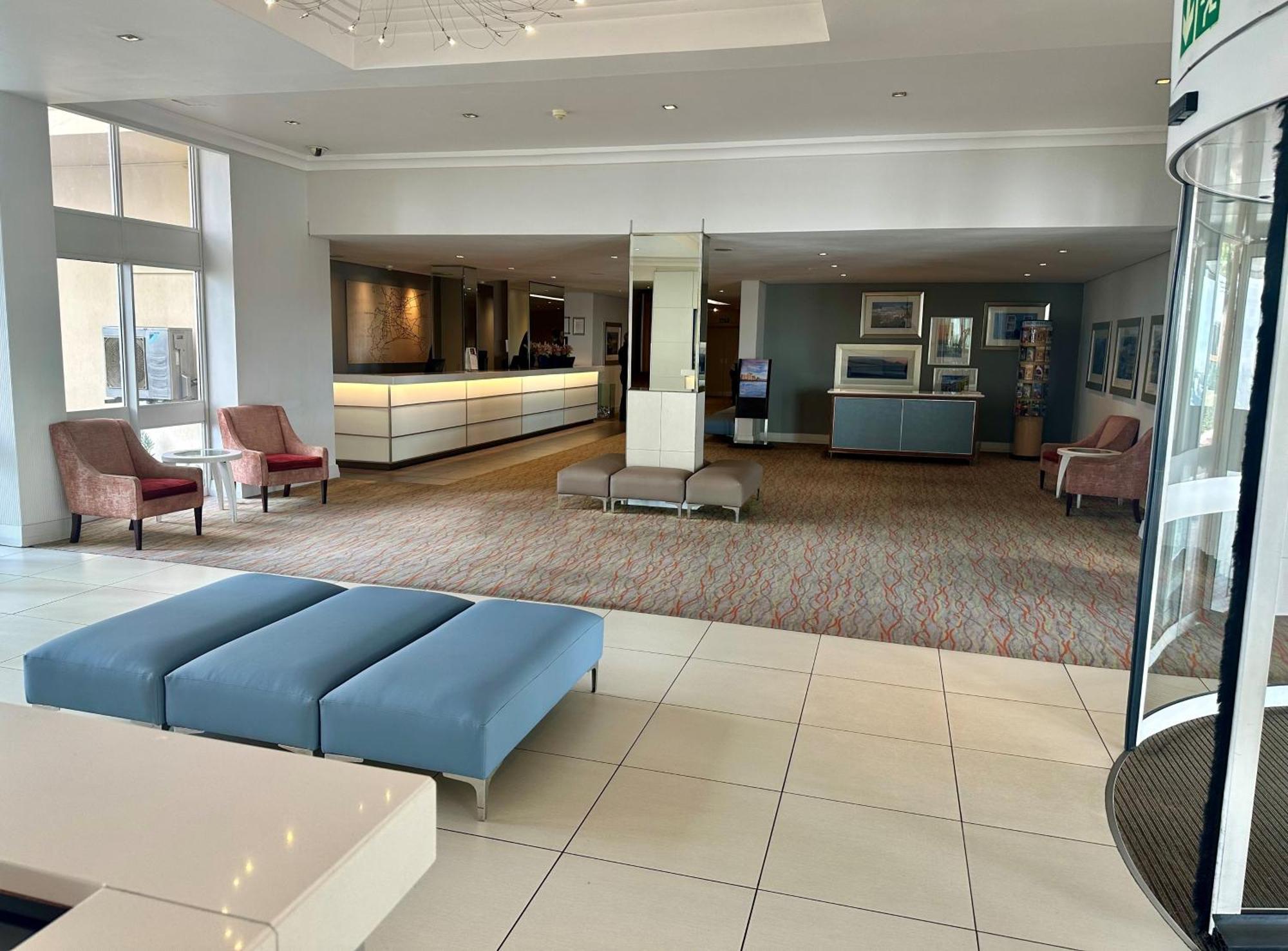 Garden Court Nelson Mandela Boulevard Cape Town Exterior foto